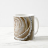 Mug Rose mouillé blanc gros plan (Devant droit)