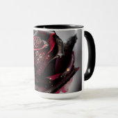 Mug Rose noir orné (Devant droit)