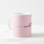 Mug Rose Pâle Élégante Signature Monogramme Script (Devant gauche)