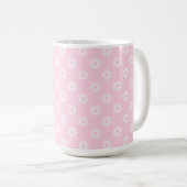 MUG ROSE PASTEL AVEC RANGÉES DE FLEURS BLANCHES (Devant droit)