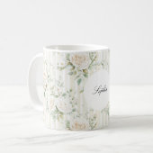 Mug Roses blanches aux nuances romantiques à rayures f (Devant gauche)
