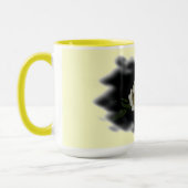 Mug Roses blanches brûlées arêtes sur Jaune (Gauche)