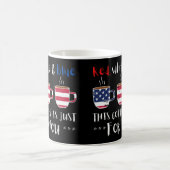 MUG ROUGE BLANC ET BLEU CE CAFÉ EST JUSTE... (Centre)