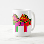 Mug Rouge/bleu/rose/vert Nordic Folk Dala cheval (Devant droit)