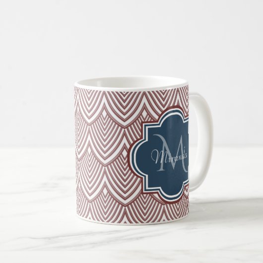 Mug Rouge foncé Déco pétoncles bleu marine Monogramme  (Devant droit)