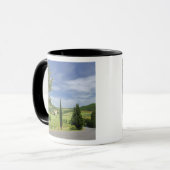 Mug Route de campagne entre cyprès et (Devant gauche)