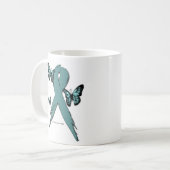 Mug Ruban de conscience de cancer du col de l'utérus (Devant gauche)