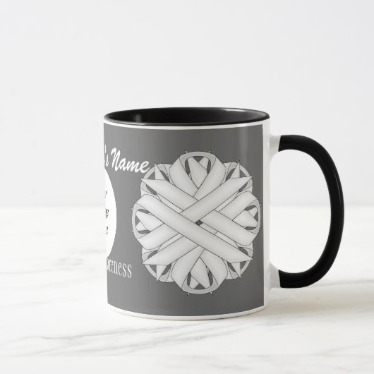 Mug Ruban de fleurs blanches par Kenneth Yoncich Modèl (Droite)