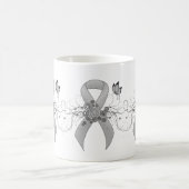 Mug Ruban de sensibilisation à l'argent avec papillon (Centre)
