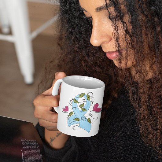 Mug Ruban de sensibilisation bleu clair, soutien et es