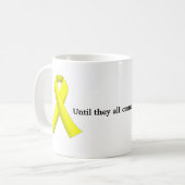 Mug Ruban jaune (Jusqu'à ce qu'ils rentrent tous chez  (Devant gauche)