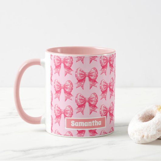 Mug Ruban rose Pois Bow Nom personnalisé (Avec donut)
