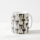 Mug Rubans et nœuds dorés argentés noirs clinquants (Devant droit)