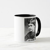Mug Rudyard Kipling, c.1870 (Devant droit)