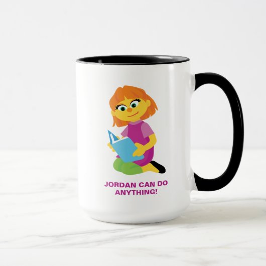 Mug Rue Sésame | Julia lit un livre (Droite)