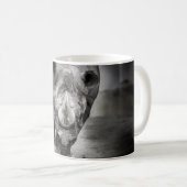 Mug Running Rhinoceros : Wild Animal Portrait. (Devant droit)