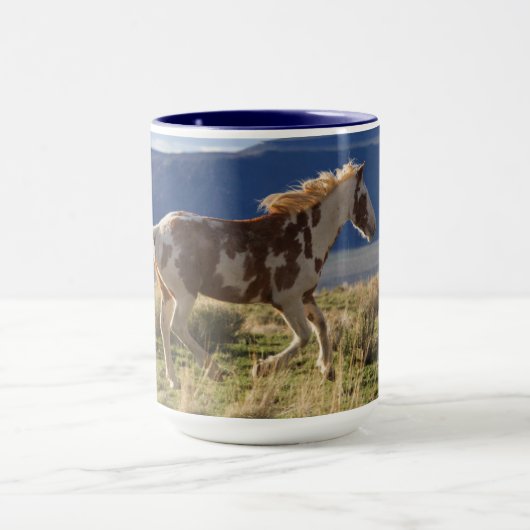 Mug Running Stallion, Steens Mountains, Oregon (Centre)