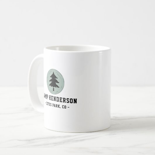 Mug Rustic Nom de famille et camping Camping Custom RV (Devant gauche)