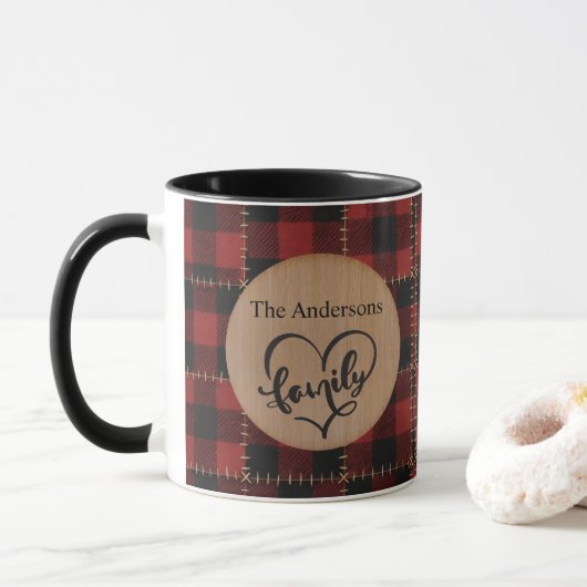 Mug Rustic Wood Red Buffalo Plaid Family Christmas (Avec donut)