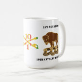 Mug Sabers du 1er escadron, du 10e insigne de cavaleri (Devant droit)