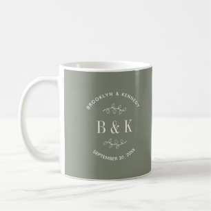 Mug Sage Green Floral Botanogram Nom du couple