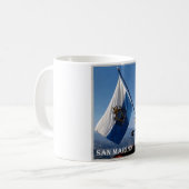 Mug Saint-Marin - Drapeau d'agitation - (Devant gauche)