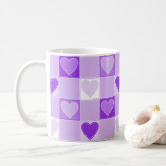 Mug Saint-Valentin Coeurs pourpres sur chèques