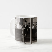 Mug Saloon Bar Interior Men Man Cave 1890's Photo pub (Devant gauche)