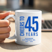 Mug Salutations à l'anniversaire d'affaires de 45 ans