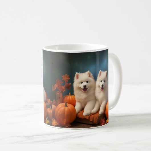 Mug Samoyed Chiot Automne Citrouille de plaisir (Devant droit)