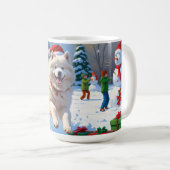 Mug Samoyed Running en neige avec Casquette de Noël (Devant droit)