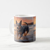 Mug Sandy Paws Australian Cattle Dog on Beach Sunset (Devant gauche)
