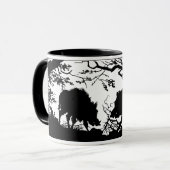 Mug Sanglier s'enracinant dans une forêt - silhouette (Devant gauche)