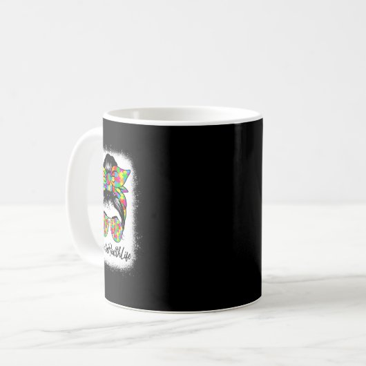 Mug Santé mentale Messine Bun Femmes soutenant l'autis (Devant gauche)