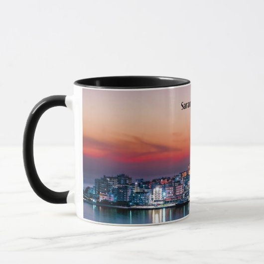 Mug Saranda, Albanie (Gauche)