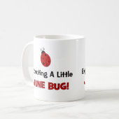 Mug S'attendre à une petite maternité d'insecte de (Devant gauche)