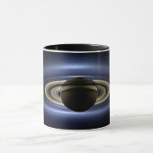 Mug Saturne Éclipse le Soleil de Cassini Orbiter (Centre)