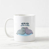 Mug Scellé Avec Baiser Drôle Sceau De Lion De Mer Pun (Gauche)