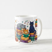 Mug Scène de bibliothèque cosy avec des chats lisant d (Devant droit)