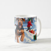 Mug Scène de neige festive de Noël Airedale (Devant droit)