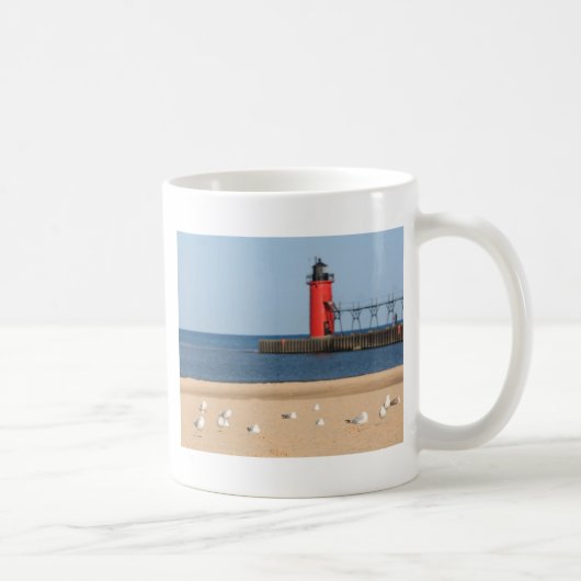 Mug Scène de plage avec les mouettes et le phare (Droite)