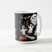 Mug Scène effrayante d'Halloween avec des fantômes (Devant droit)