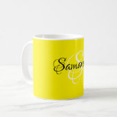 Mug Script Customisé couleur et monogramme jaune (Devant gauche)