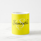Mug Script Customisé couleur et monogramme jaune (Centre)
