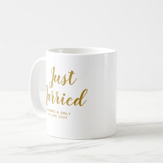 Mug Script Or Personnalisé Juste Marié (Devant gauche)