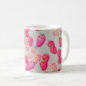 Mug Seamless pattern with ripe strawberry. Hand drawn (Devant droit)