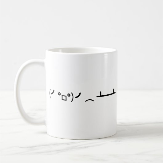 Mug Secousse de Tableau renversant l'émoticône d'ASCII (Gauche)