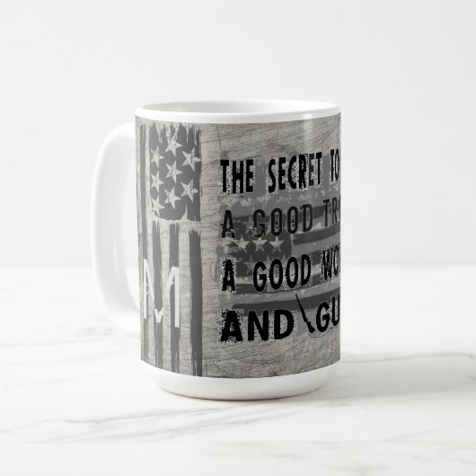 Mug Secret À Vie Bon Camions Femme & Armes À Feu (Devant gauche)