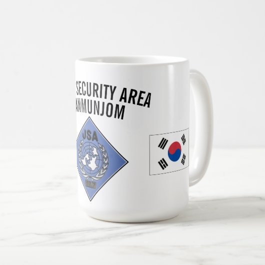 MUG SECTEUR COMMUN PANMUNJOM DE SÉCURITÉ (Devant droit)
