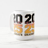 Mug Senior Bold 2025 (Devant gauche)